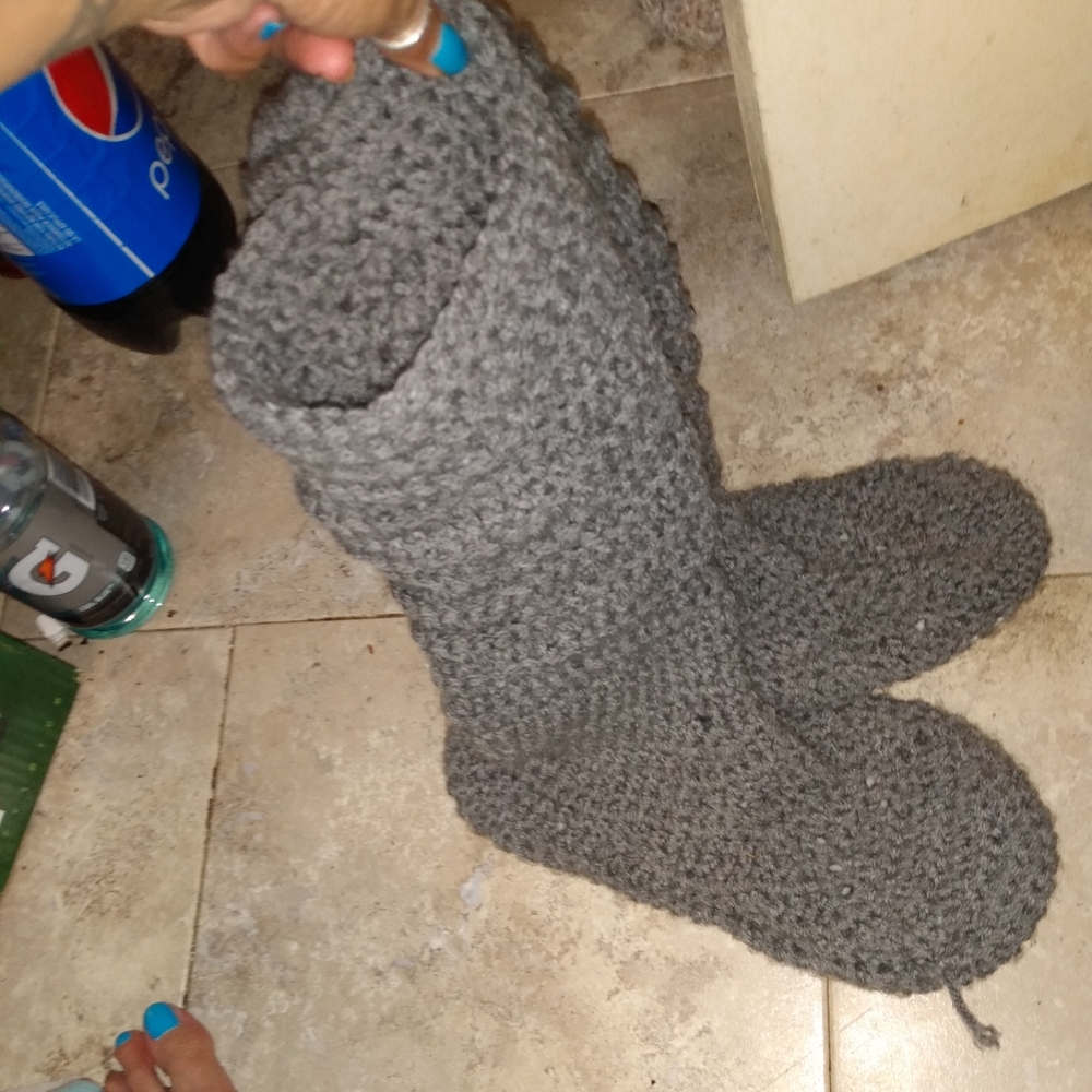 Woman's slipper boots